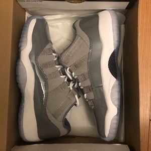 Jordan 11s - Cool Grey
